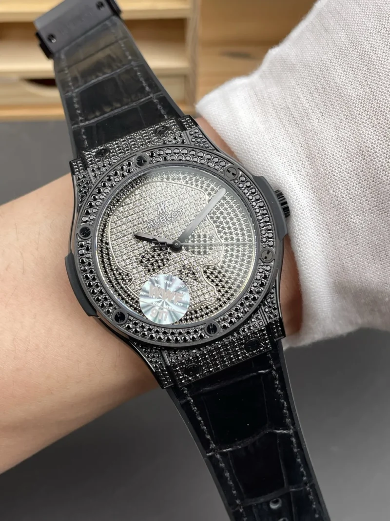Hublot Classic Fusion Fully Diamond 45mm