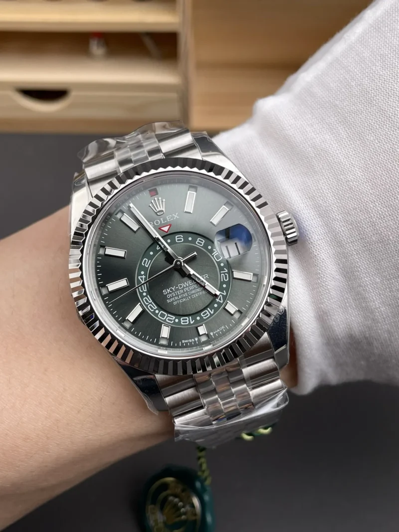 Rolex Sky-Dweller Green 42mm
