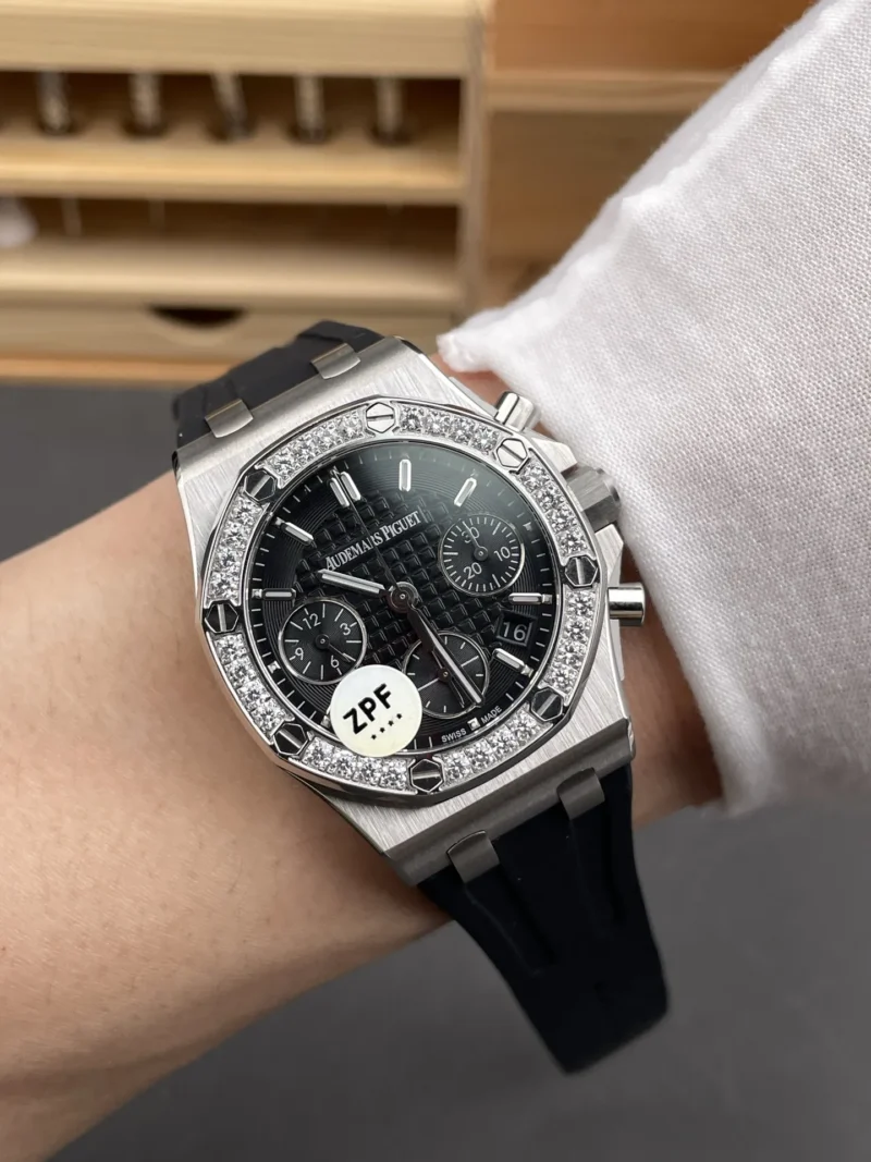 AP Royal Oak Black Dial 37mm