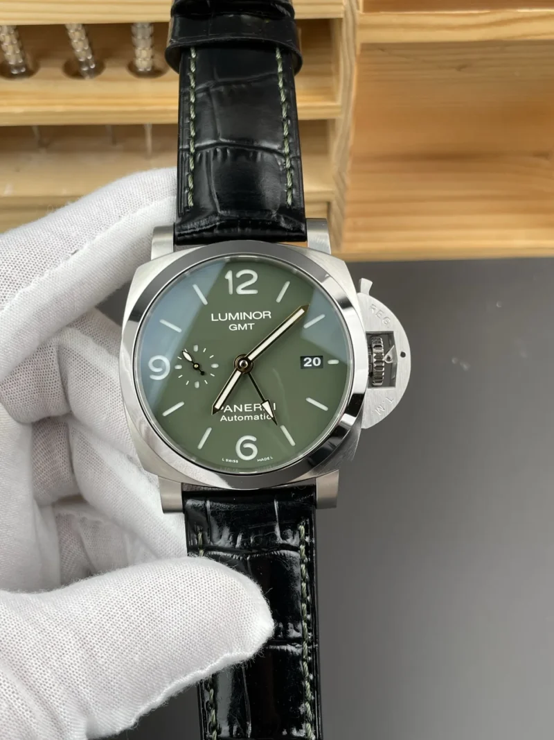 Panerai PAM1056 44mm